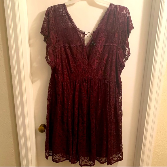 torrid Dresses & Skirts - Torrid Maroon Lace Dress Size 4X
